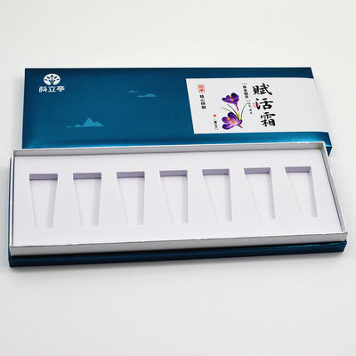 kopen De Verpakking van Kit Luxury Gift Boxes 1000gsm Skincare van het bodemdeksel met Knipsels EVA Inlay online manufacture