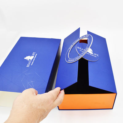 Blauwe Vouwende Magneet Twee de Giftdoos van de Wijnfles met Tussenvoegsel Ééndelige Structuur