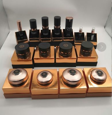 de Verpakkingsvakjes van 50ml Skincare de Kosmetische Persoonlijke verzorging van Crepack buiten de Verpakking van Stijf Document
